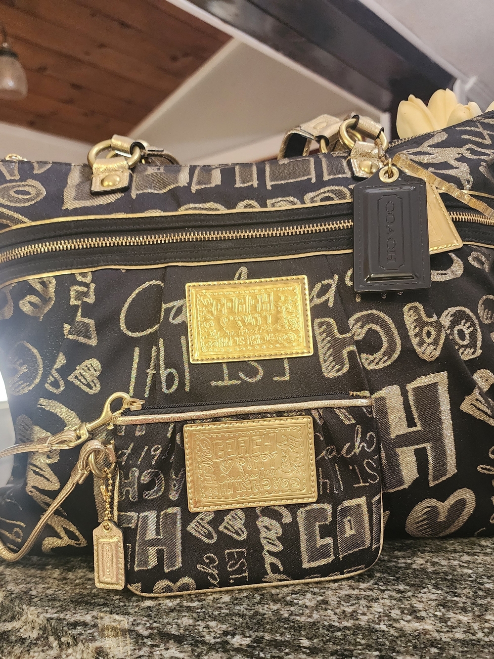 Coach Poppy Storypatch Glam Tote with Matching Wristlet- H1067- 15301